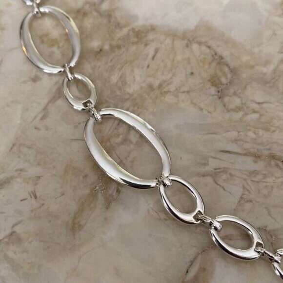 Crown Trifari Oval Link Modernist Silver Tone Necklace - Picture 6 of 9